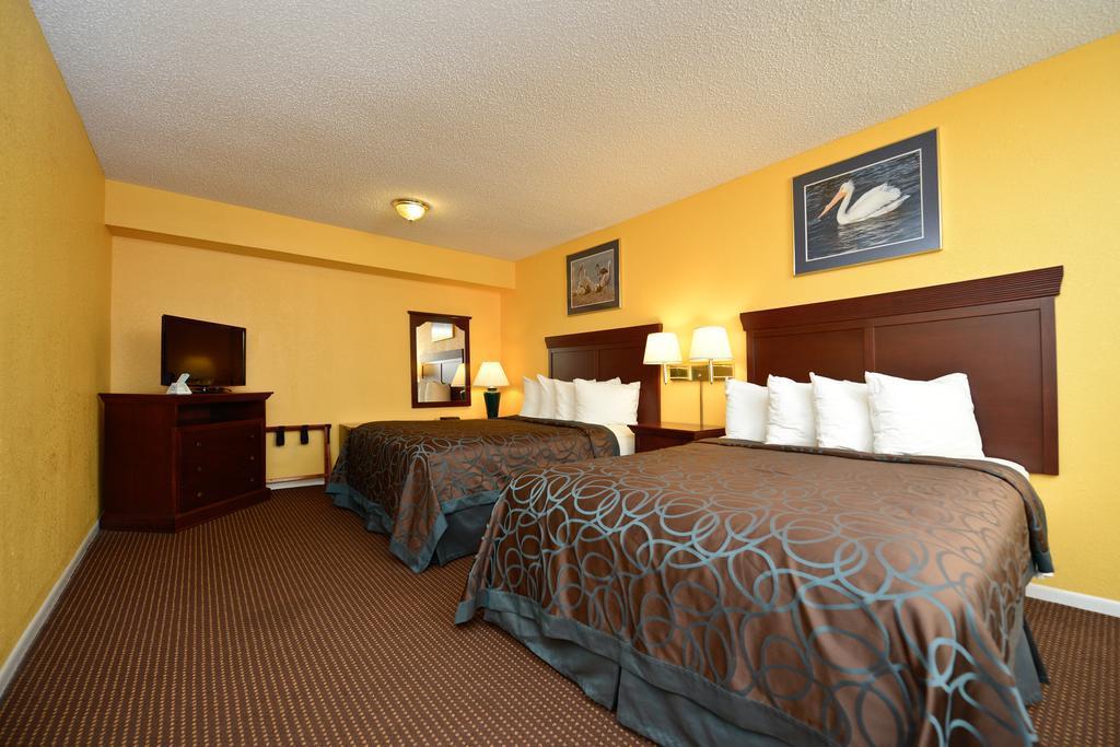 Econo Lodge Inn & Suites Fulton - Rockport Exterior photo